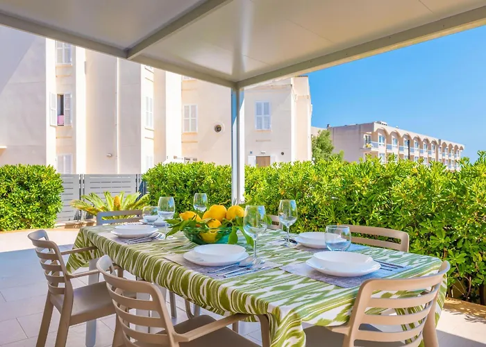 Antonia Кан-Пікафорт